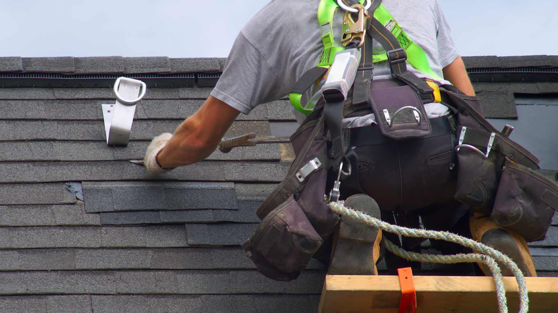 Roofing in Visalia, CA
